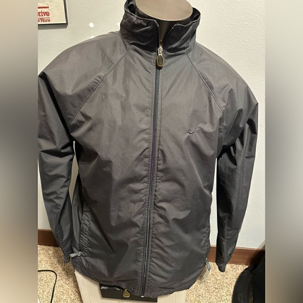 Nike Mens Large Full ZIP Gray/Black Jacket